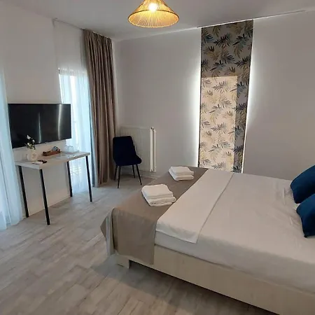 Rasarit La Konukevi *